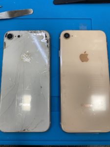 iPhone8の背面の修理写真です。
